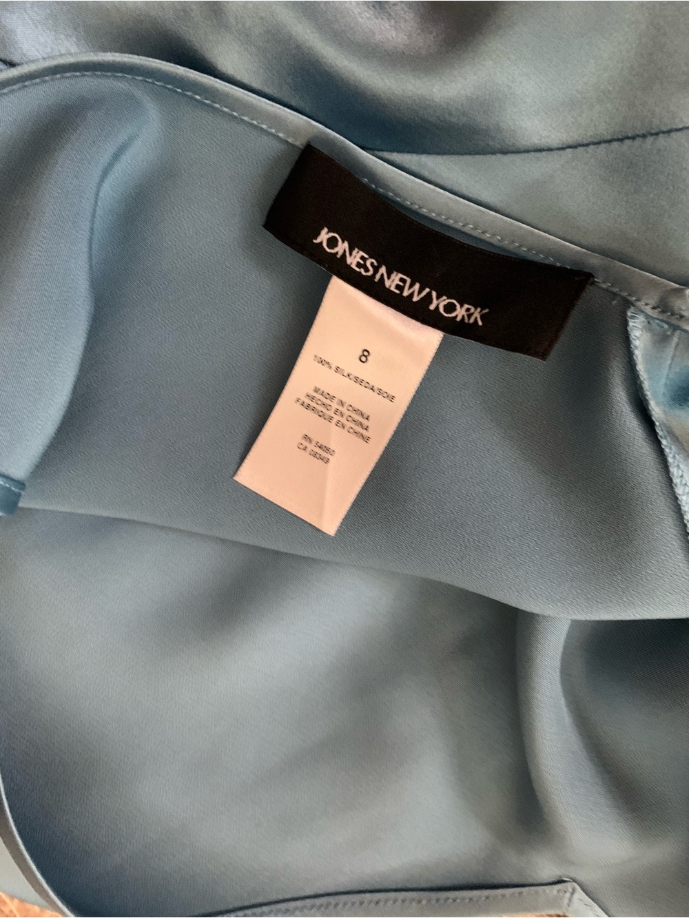 3 for $30 ⚡️ Jones New York Satin V-Neck Tank Top in Blue 100% Silk size 8 - Picture 7 of 7